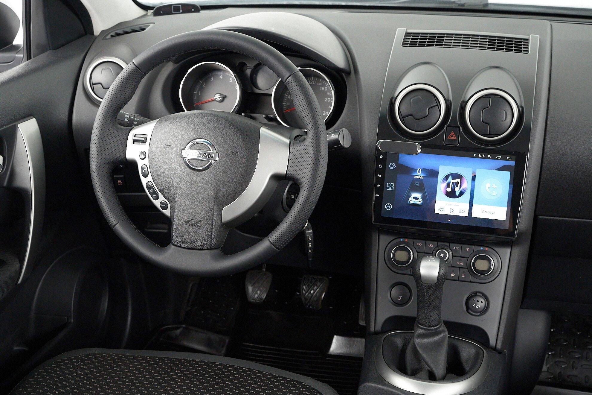 Nissan Qashqai 2009, серебряный