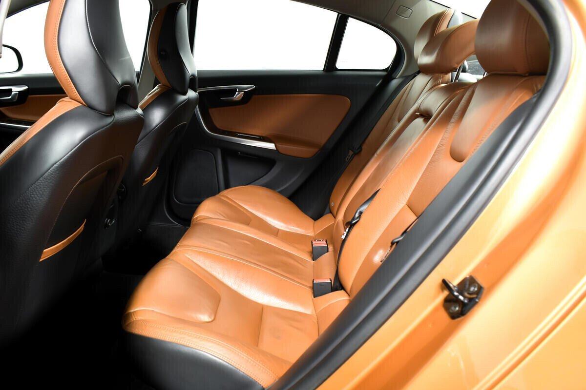 Volvo S60 2012, коричневый