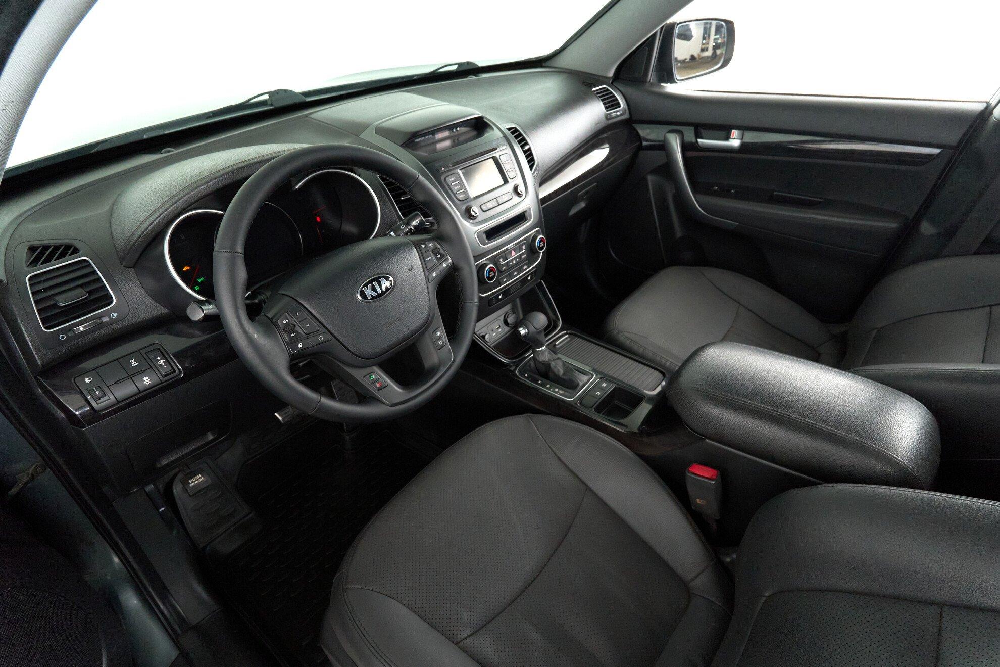 Kia Sorento 2015, зеленый