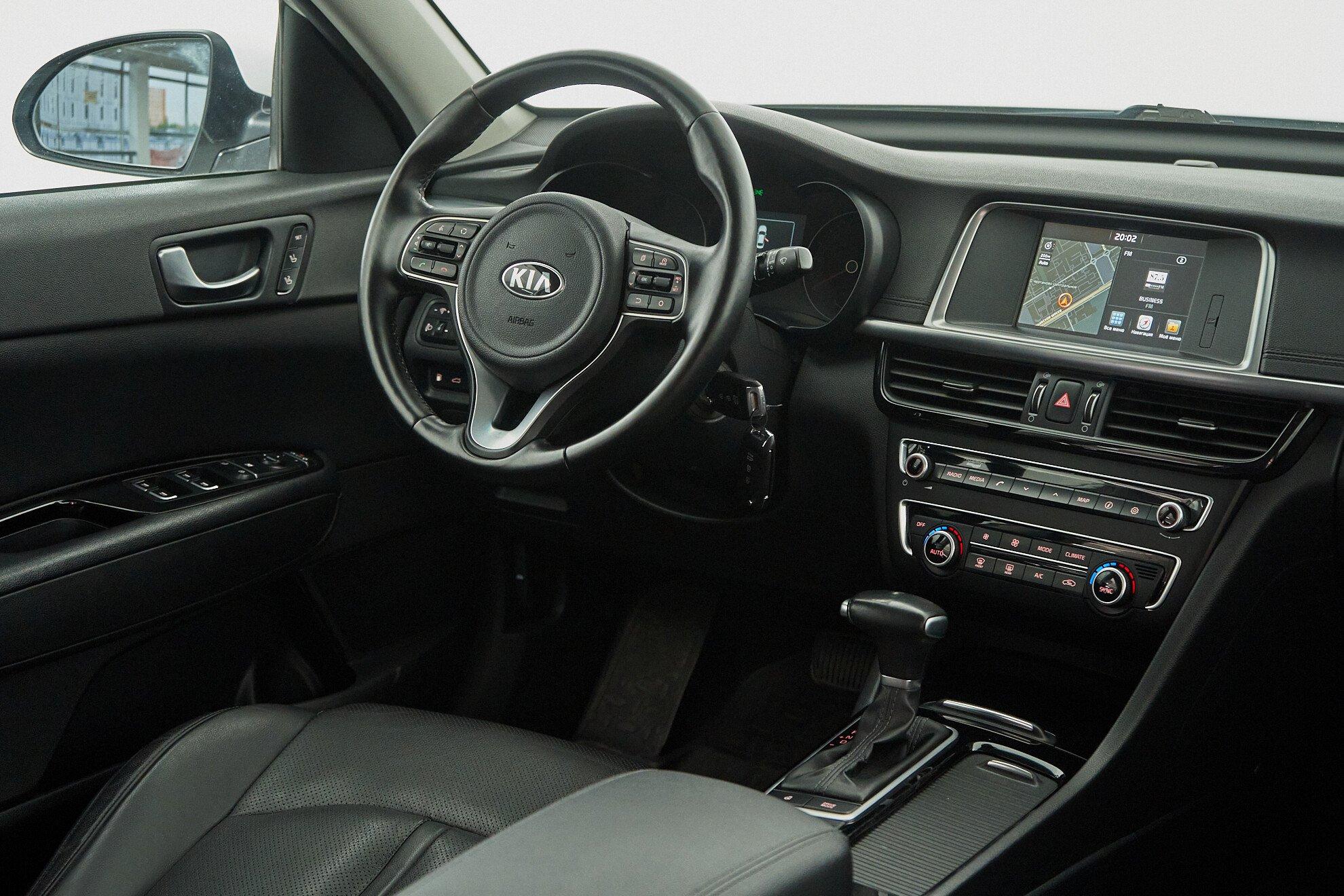 Kia Optima 2018, белый