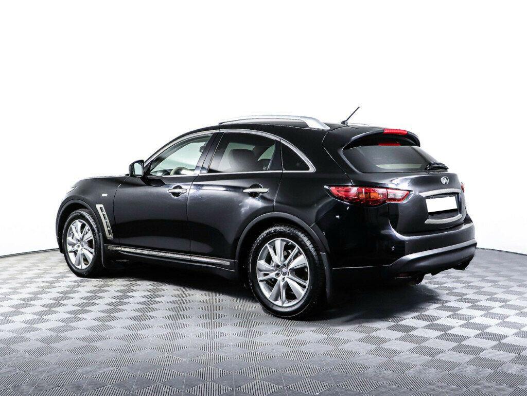 Infiniti QX70 2015, черный
