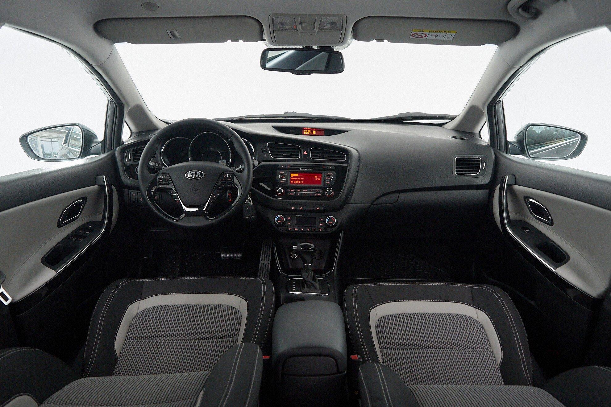 Kia Ceed 2015, серый