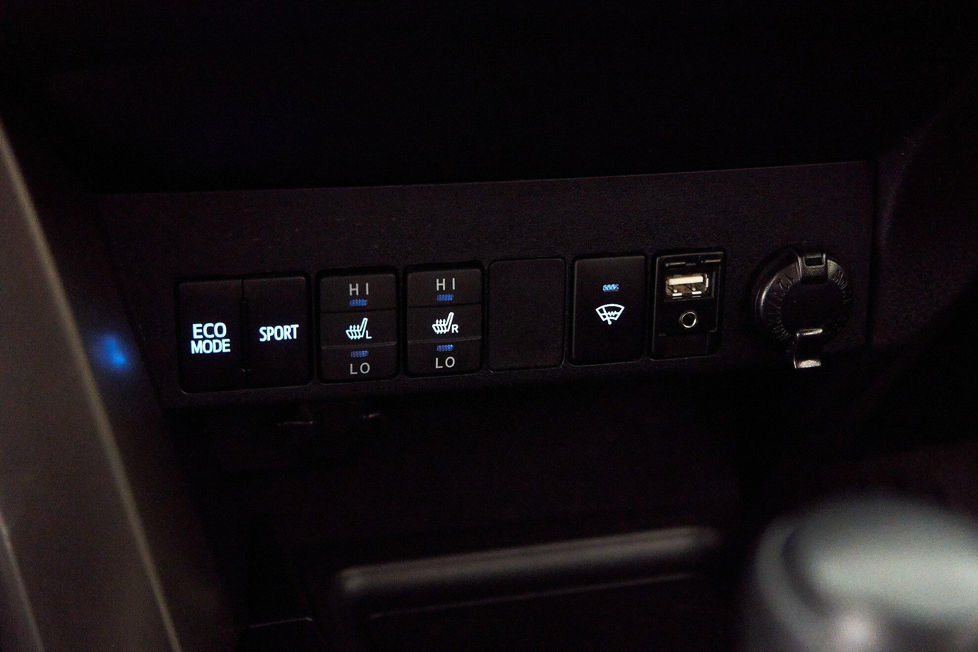 Toyota RAV4 2013, черный