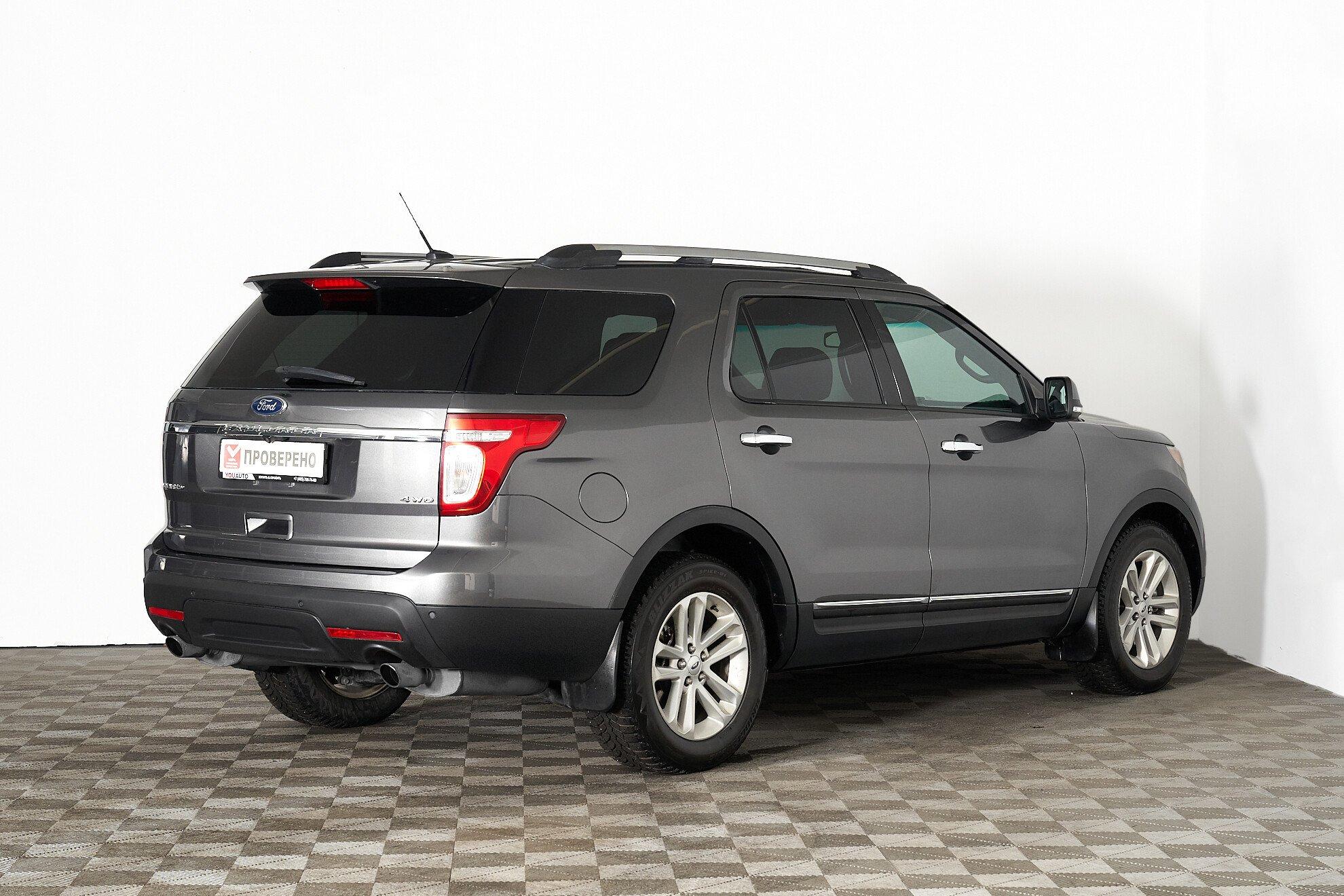 Ford Explorer 2014, серый