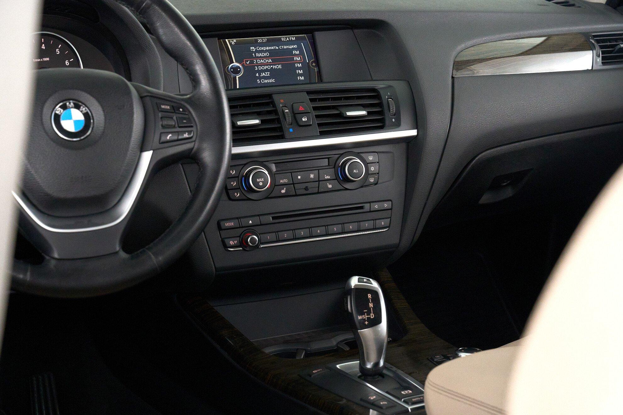BMW X3 2011, черный