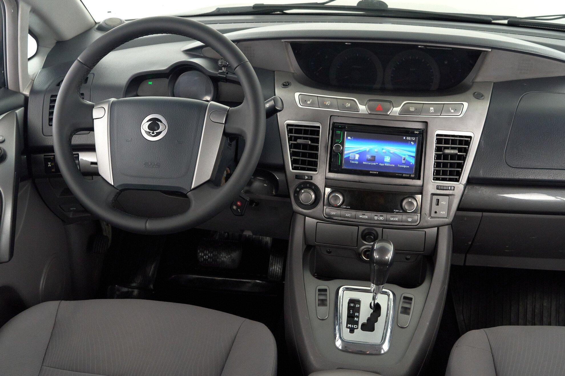 SsangYong Stavic 2014, черный