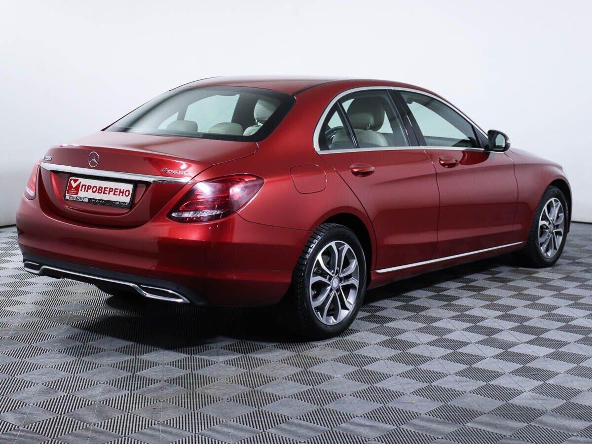 Mercedes-Benz C-Класс 2016, красный