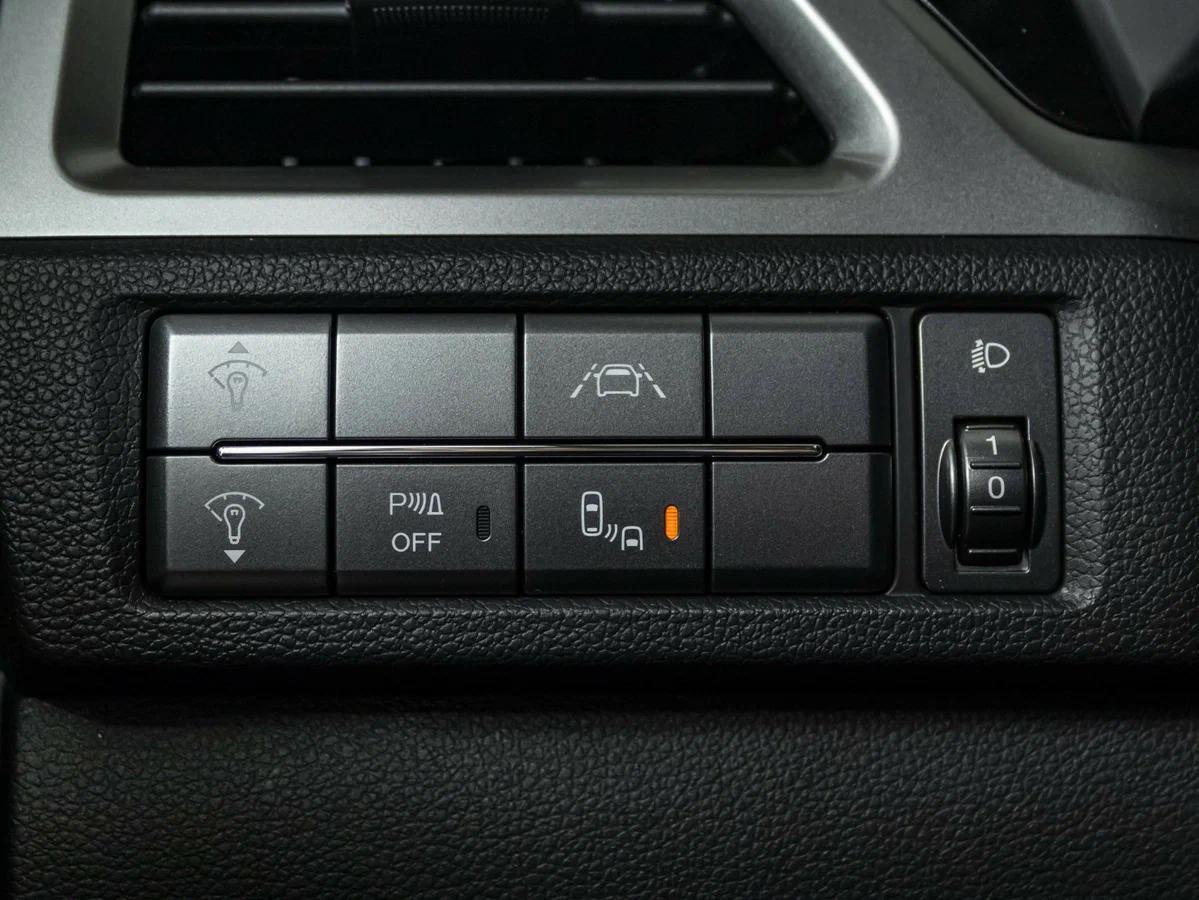 SsangYong Korando 2021, белый