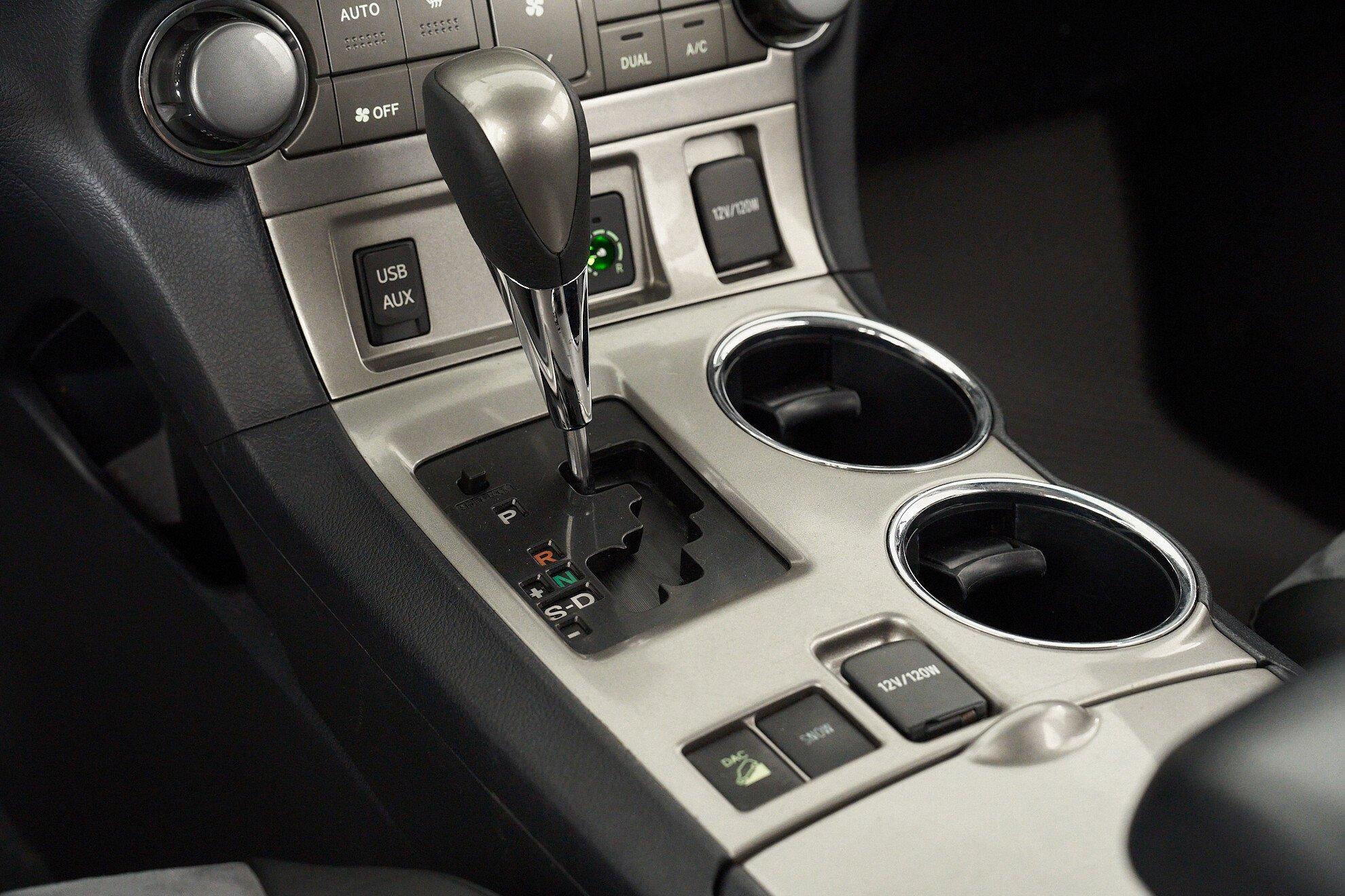 Toyota Highlander 2013, серый