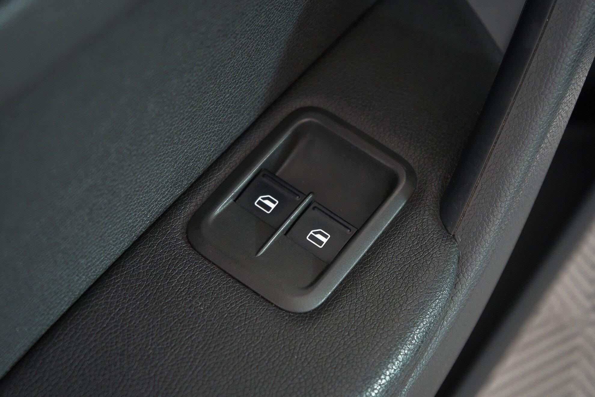 Skoda Yeti 2012, белый