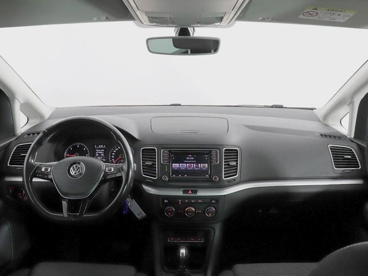 Volkswagen Sharan 2017, черный