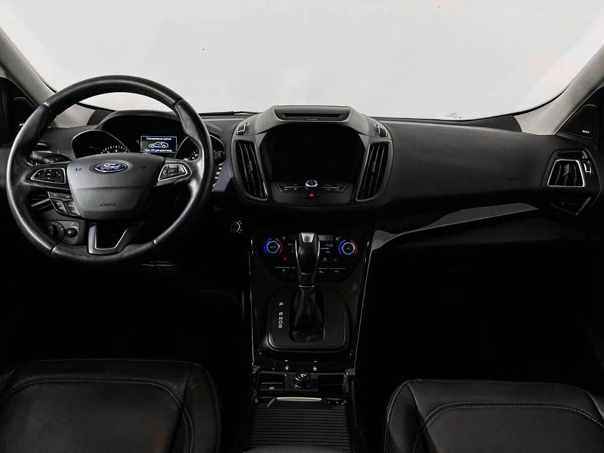 Ford Kuga 2018, синий