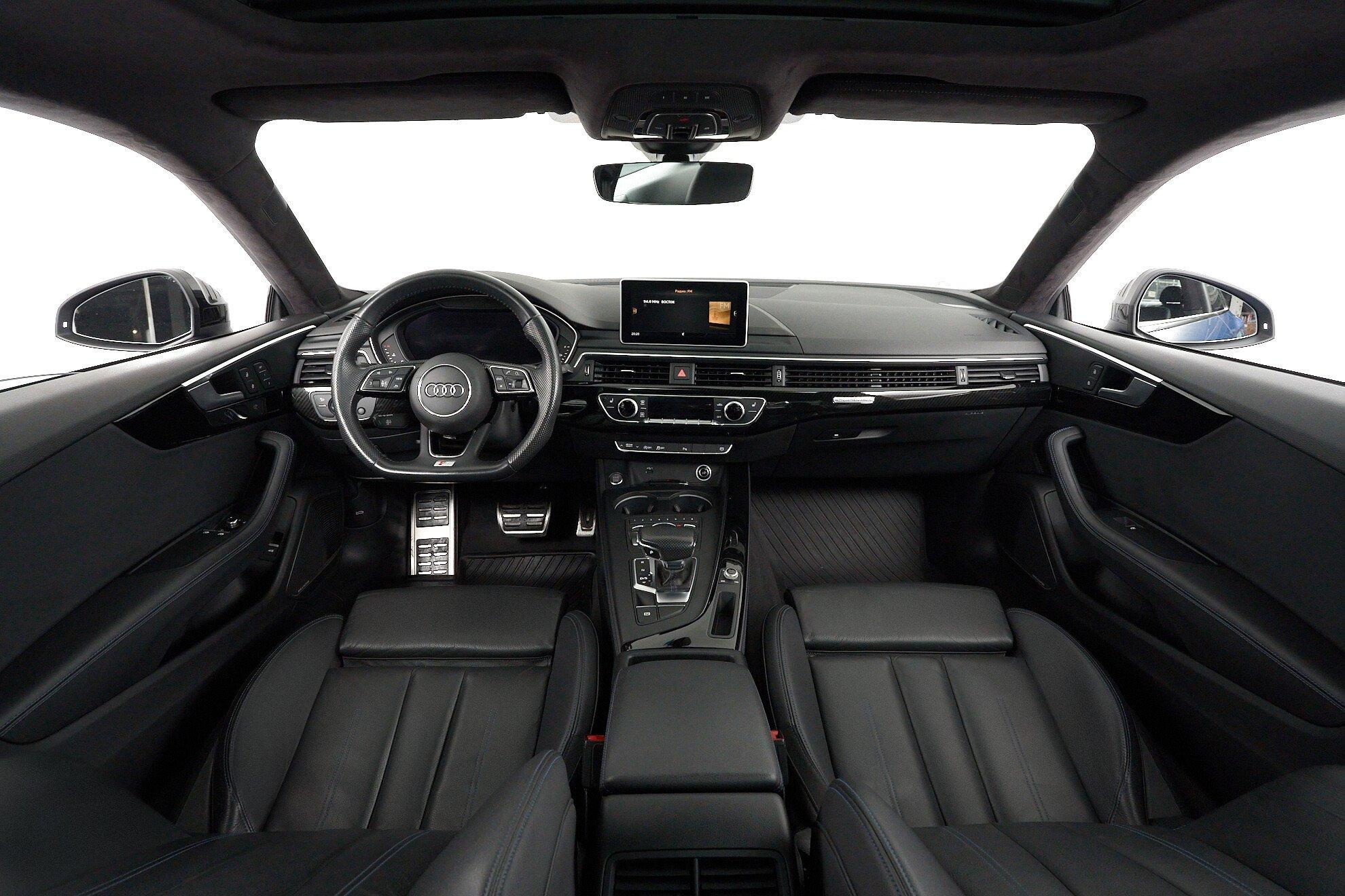Audi A5 2019, синий