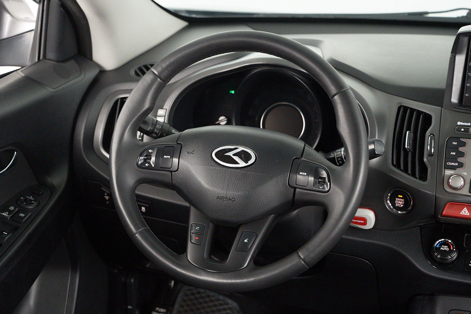 Kia Sportage 2011, серый