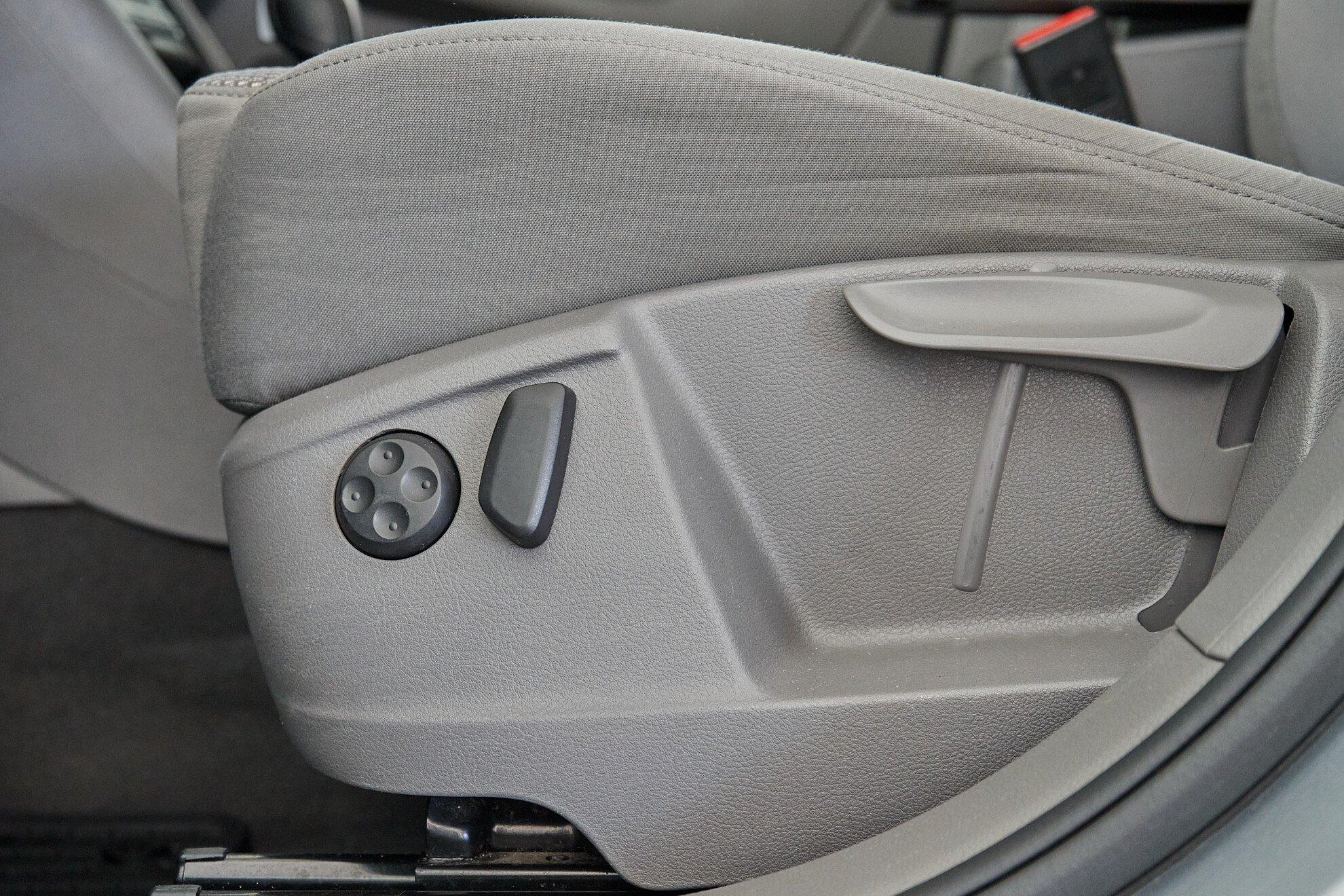 Volkswagen Sharan 2019, серебряный