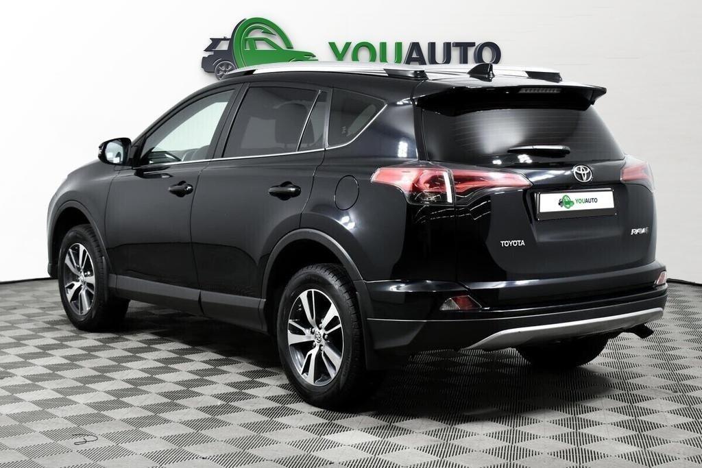 Toyota RAV4 2019, черный