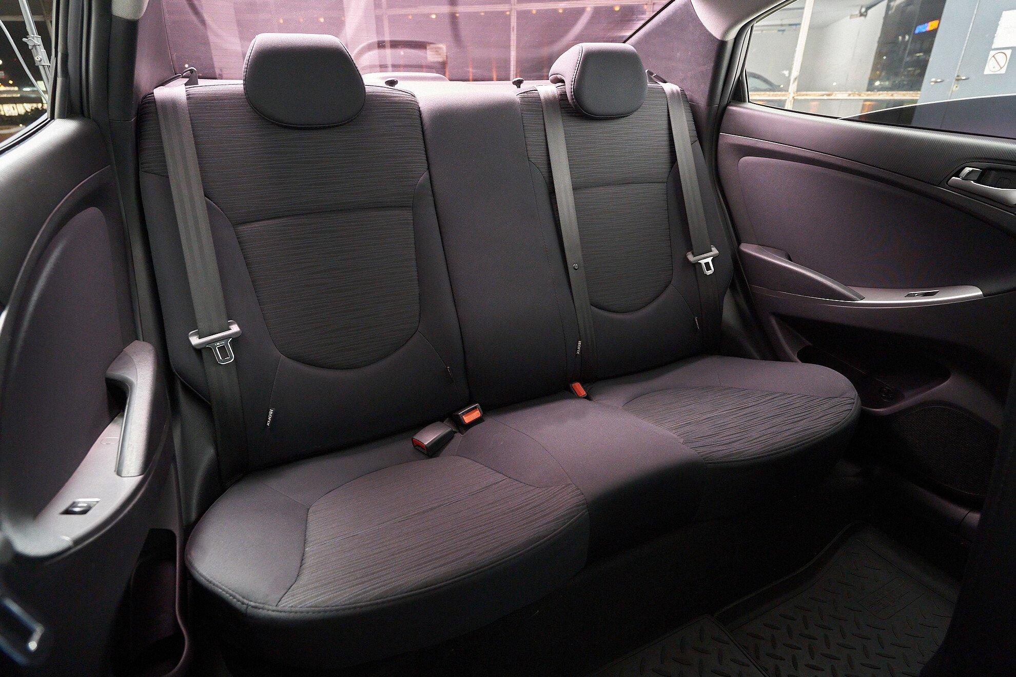Hyundai Solaris 2015, серый