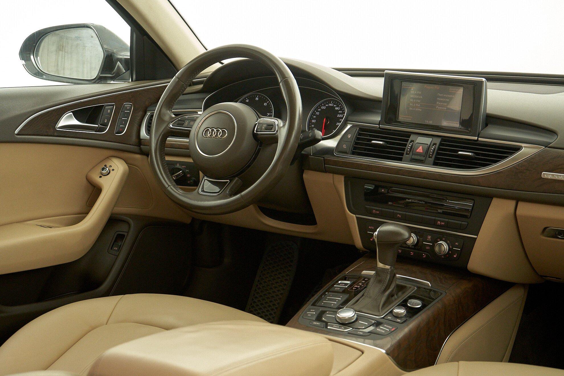 Audi A6 2012, черный