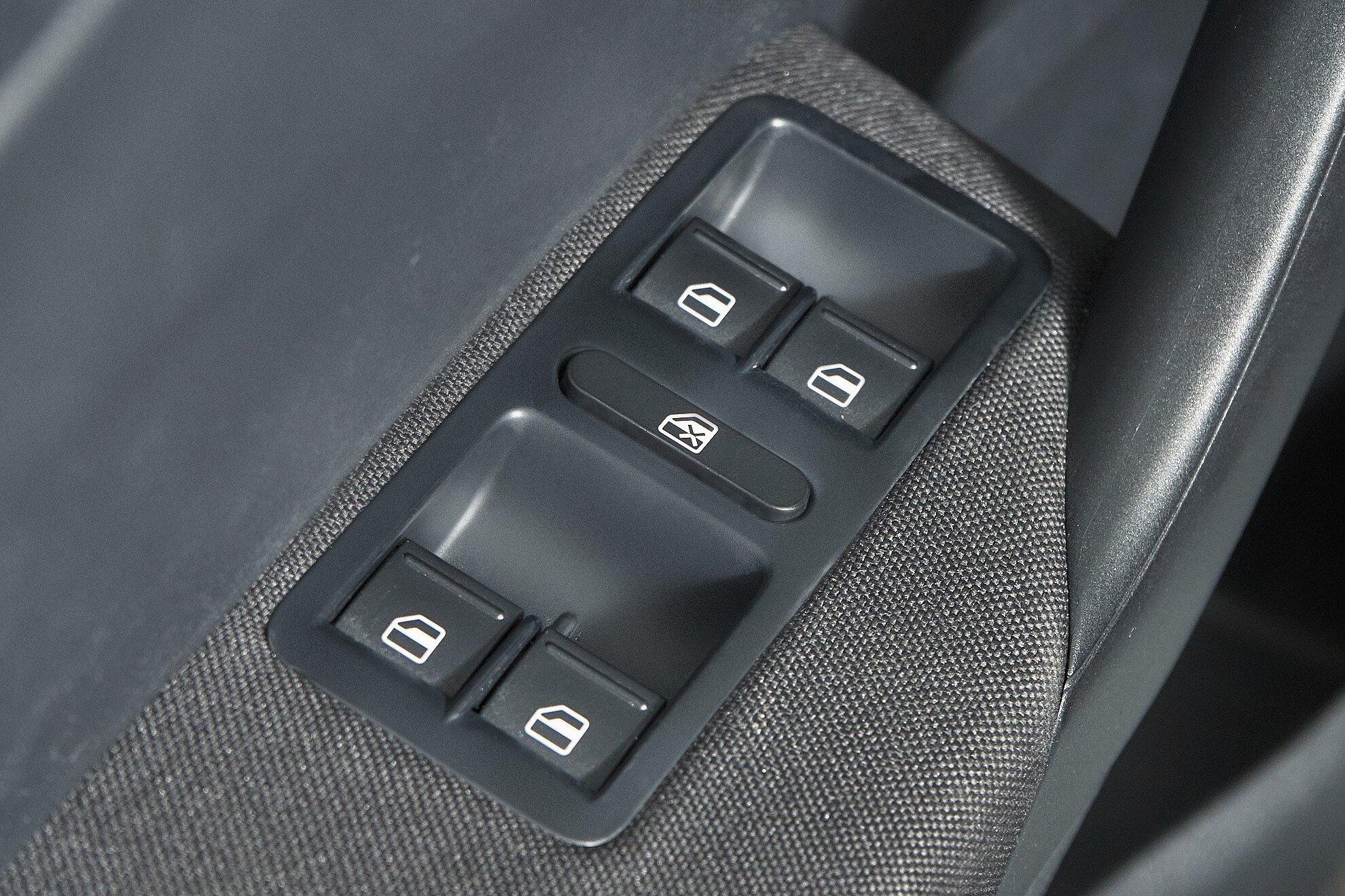 Volkswagen Polo 2019, серебряный