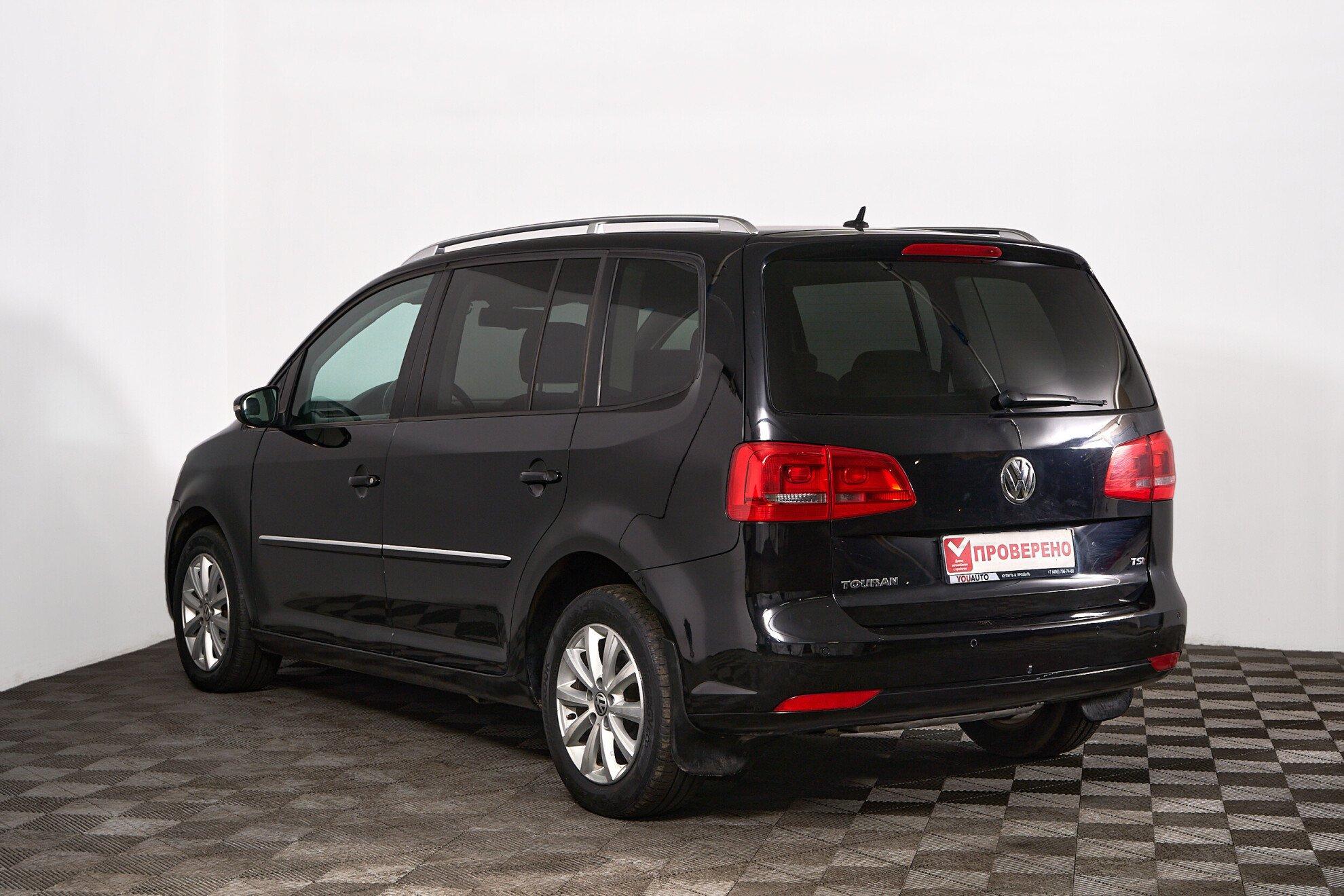 Volkswagen Touran 2012, черный