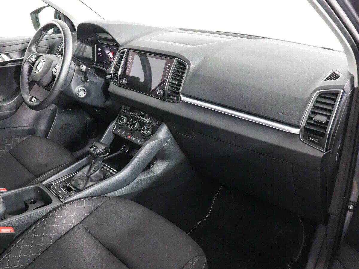 Skoda Karoq 2020, серый