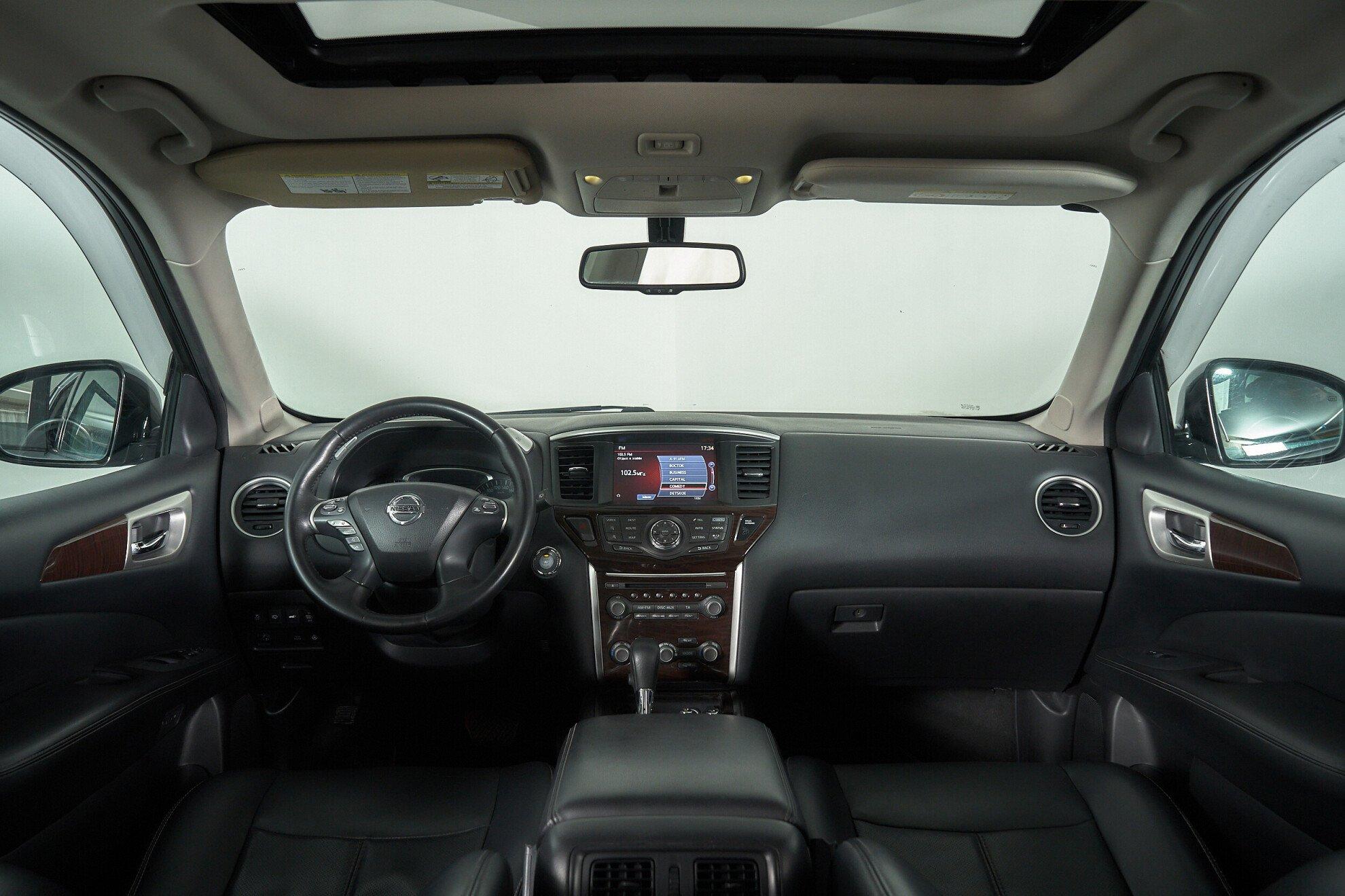 Nissan Pathfinder 2014, серый
