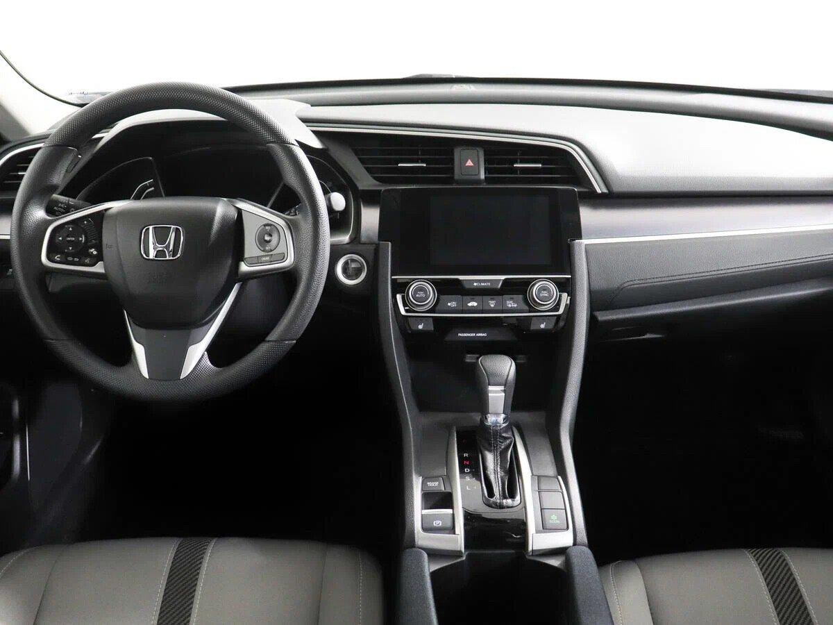 Honda Civic 2018, серый