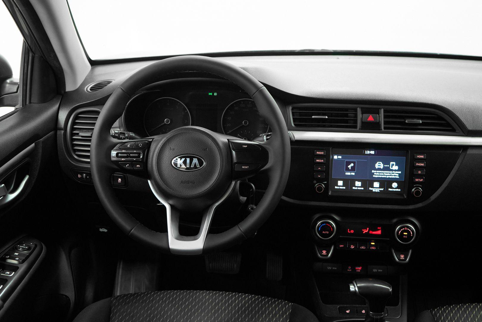 Kia Rio 2019, серый