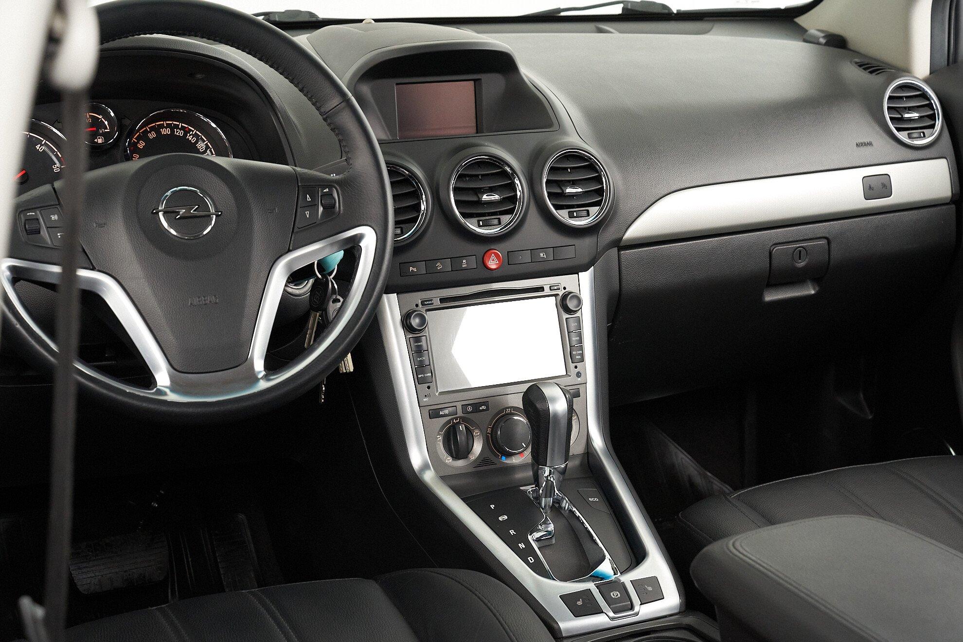 Opel Antara 2013, серый