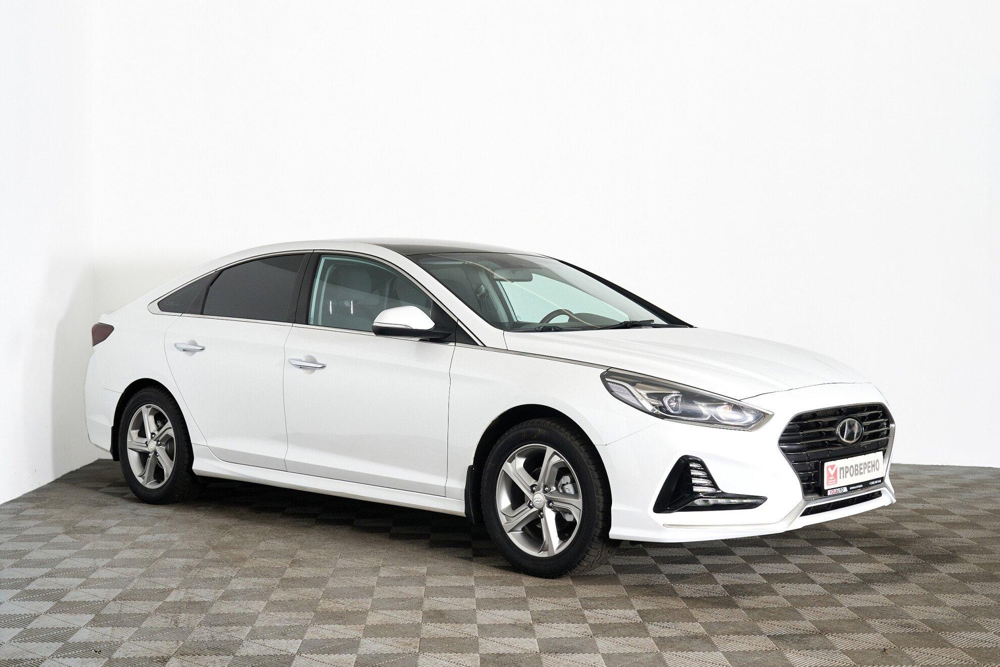 Hyundai Sonata 2018, белый