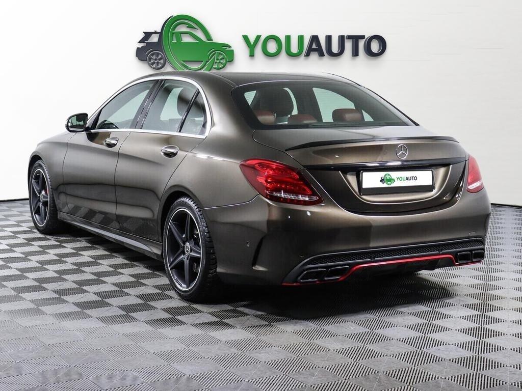 Mercedes-Benz C-Класс 2018, коричневый
