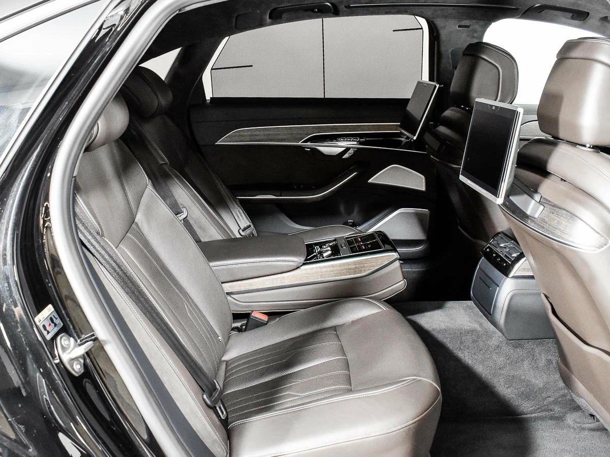 Audi A8 2018, черный