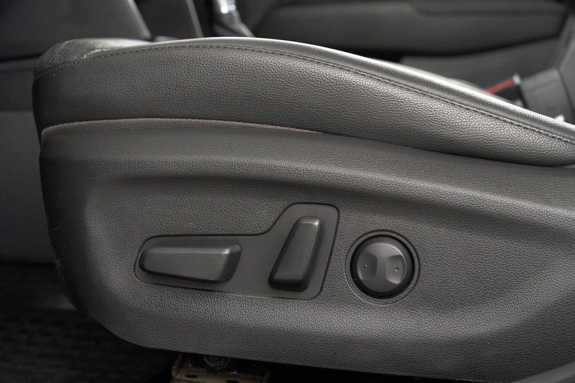 Hyundai Elantra 2016, черный