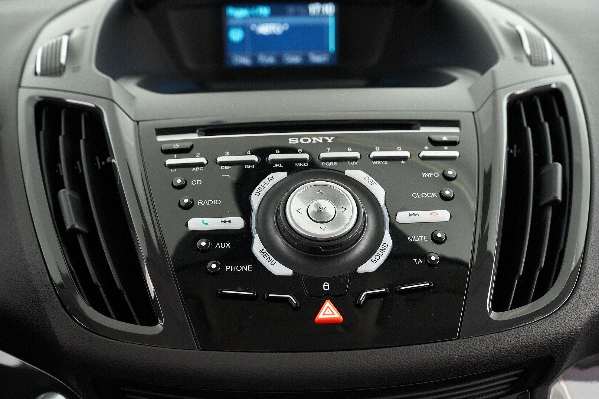 Ford Kuga 2013, коричневый