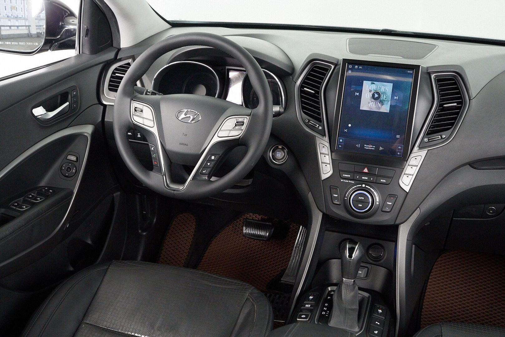 Hyundai Santa Fe 2014, черный
