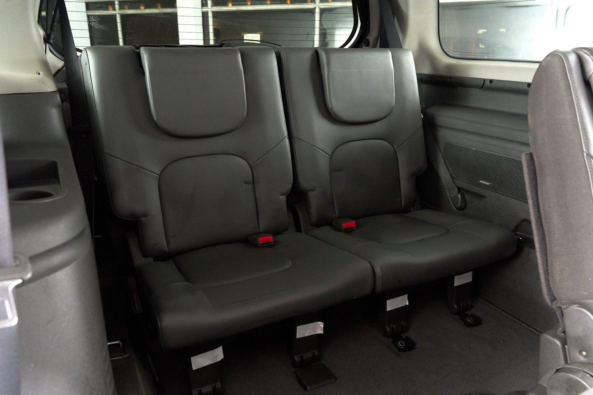 Nissan Pathfinder 2011, пурпурный