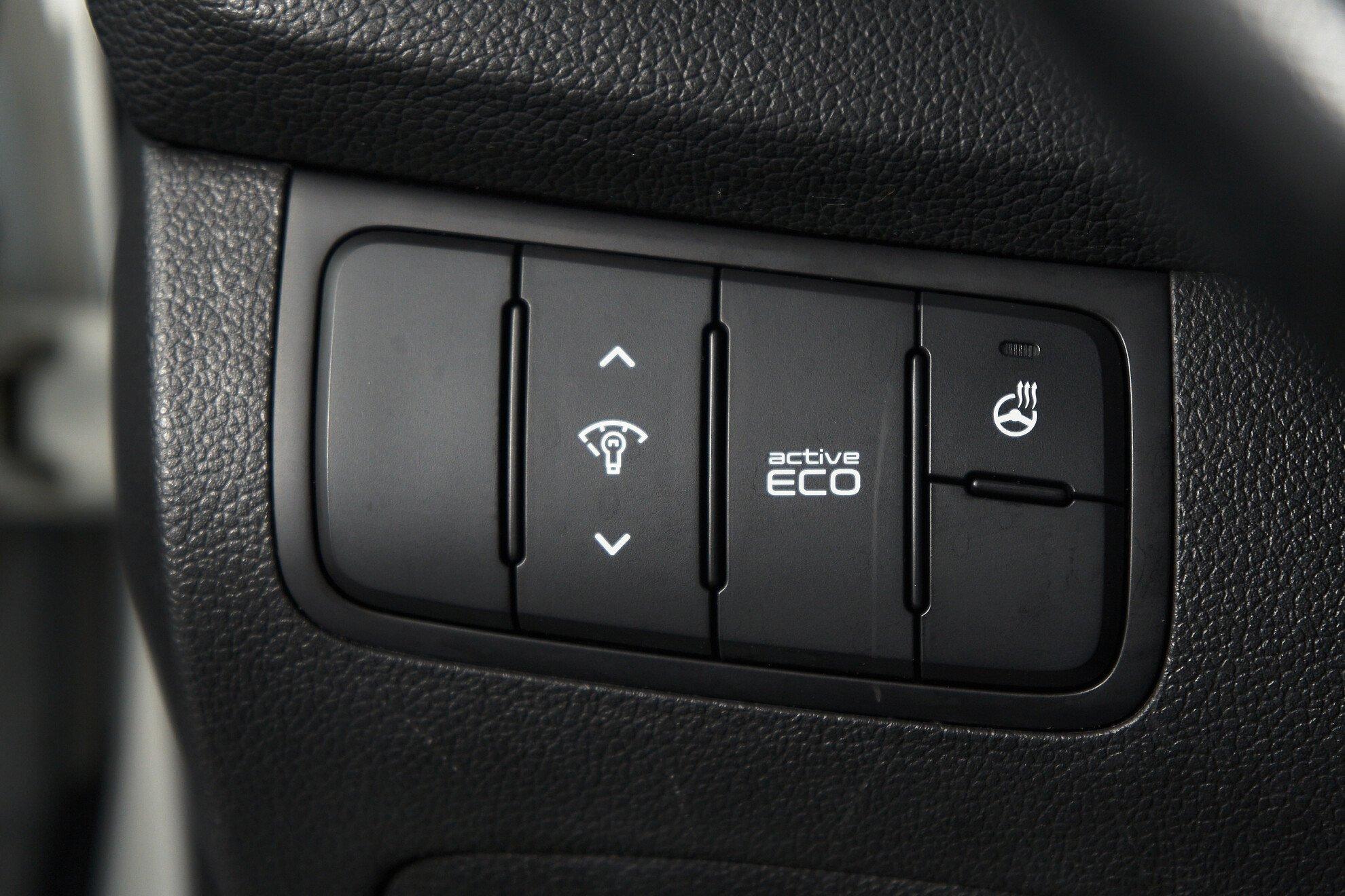 Kia Ceed 2015, белый