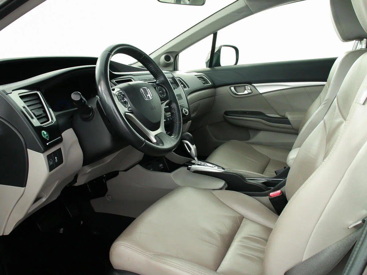Honda Civic 2013, коричневый