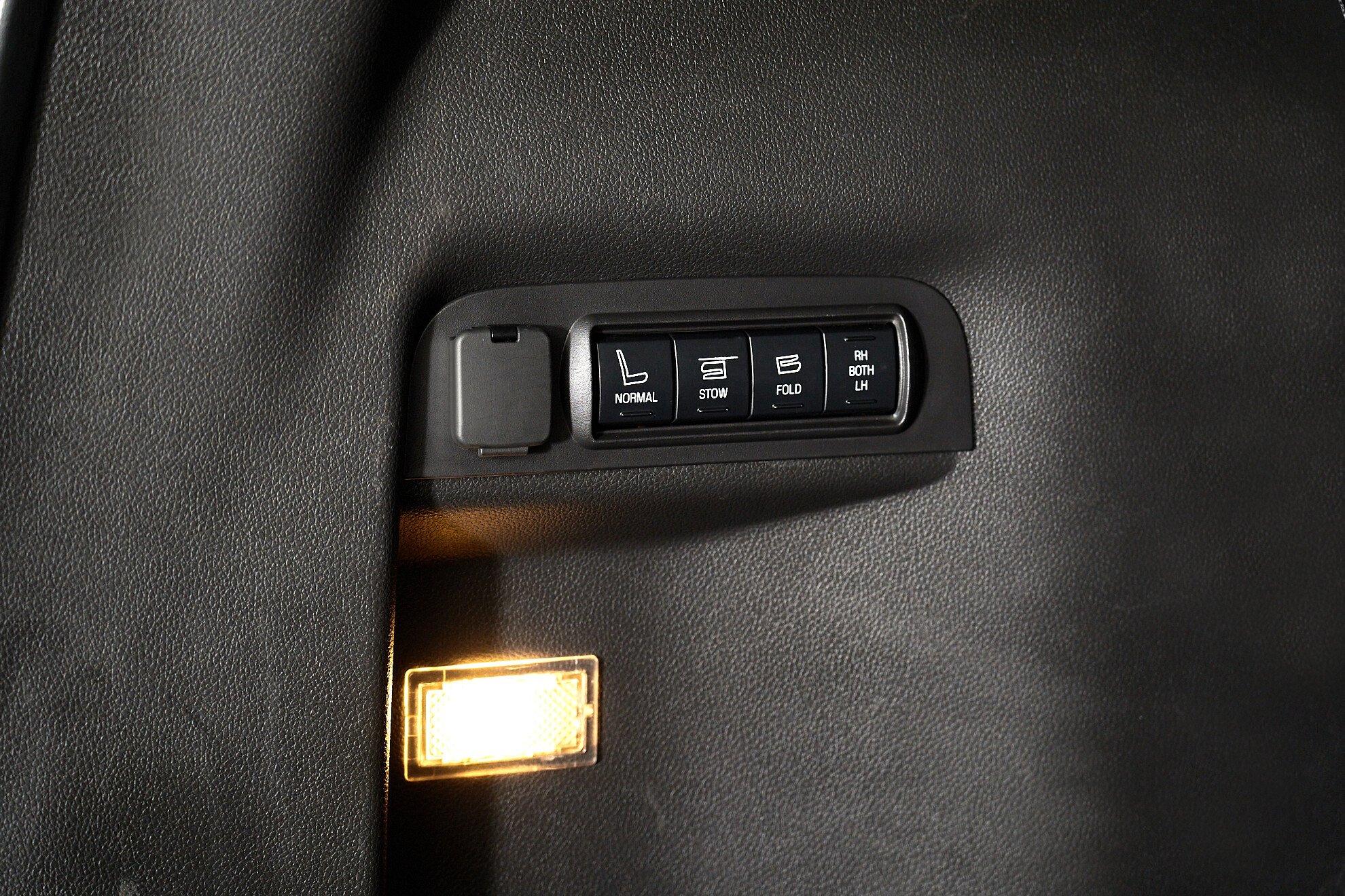 Ford Explorer 2014, черный