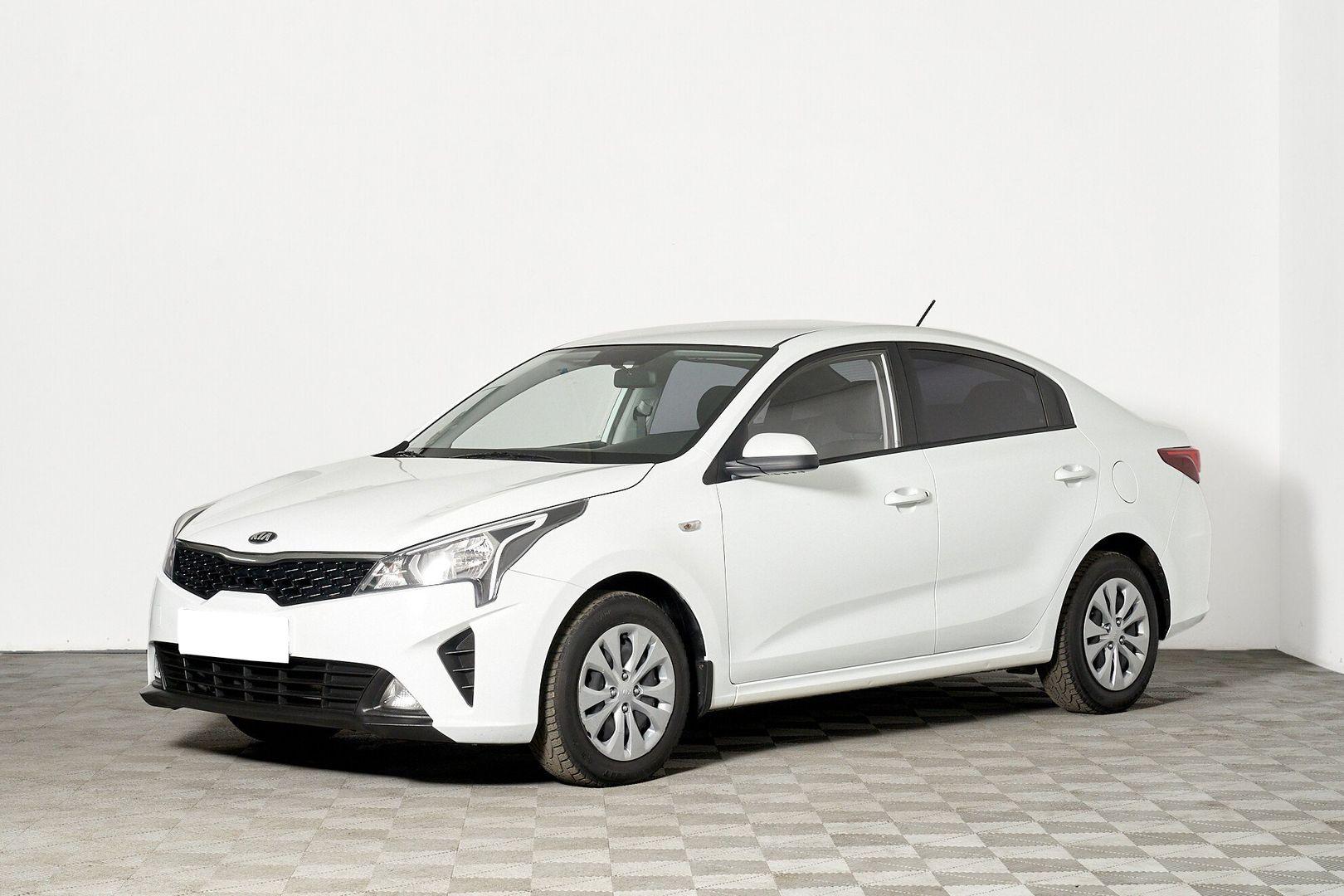 Kia Rio 2022, белый