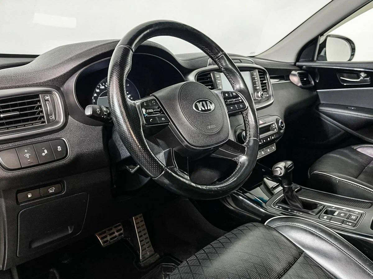 Kia Sorento 2018, белый