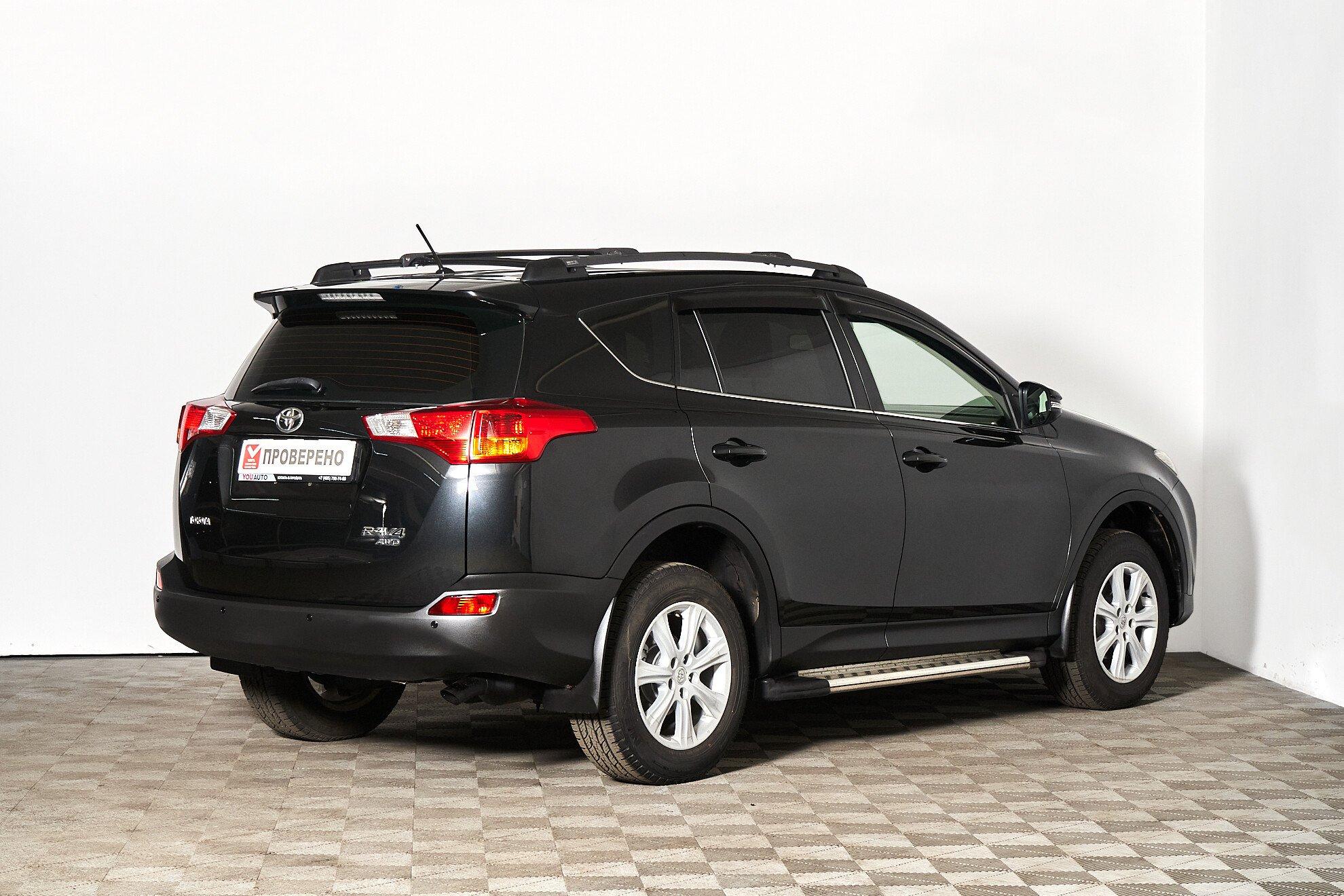 Toyota RAV4 2013, черный