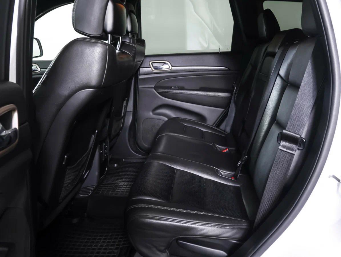 Jeep Grand Cherokee 2015, белый