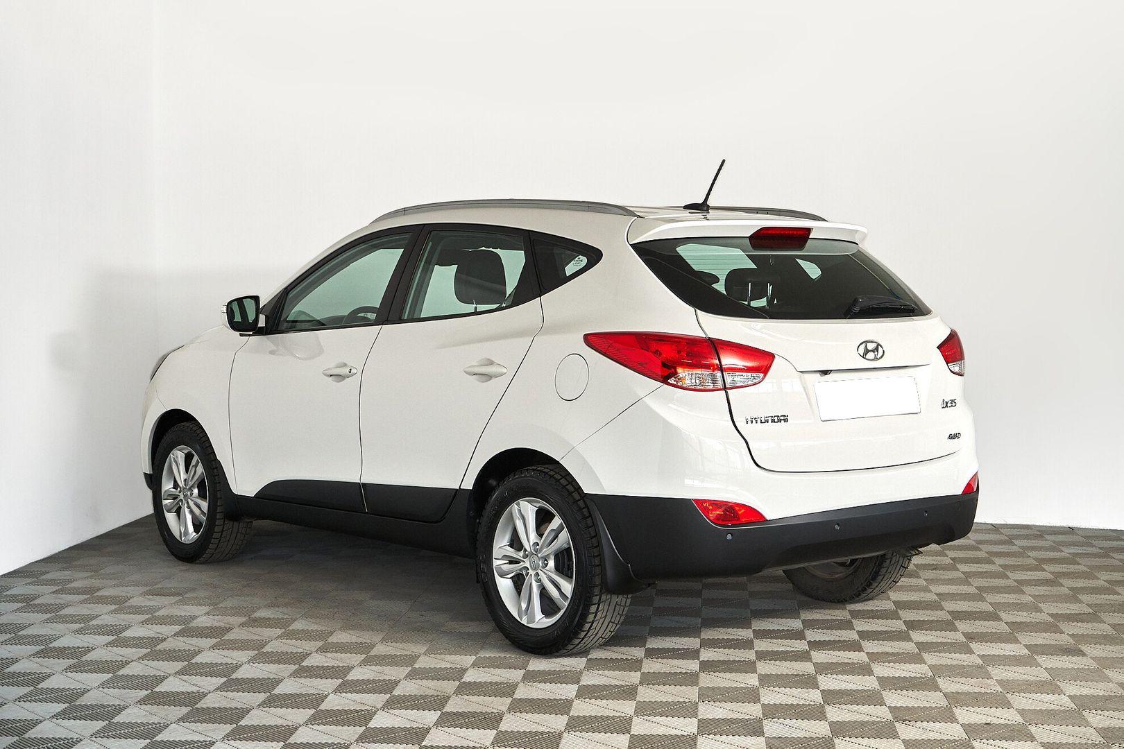 Hyundai ix35 2014, белый