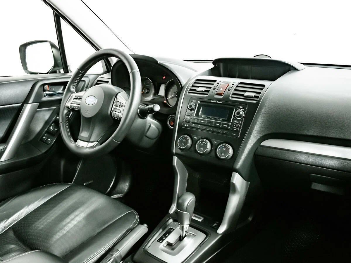 Subaru Forester 2015, бежевый