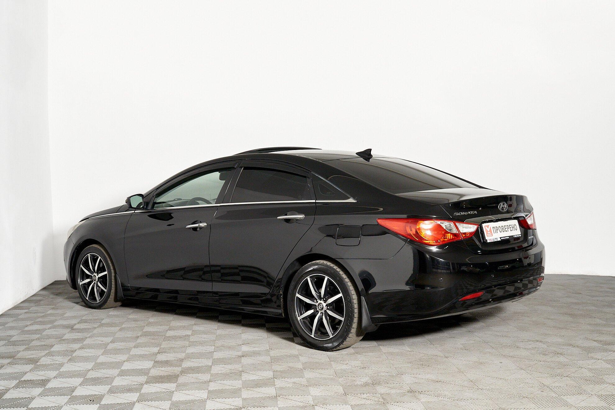 Hyundai Sonata 2011, черный