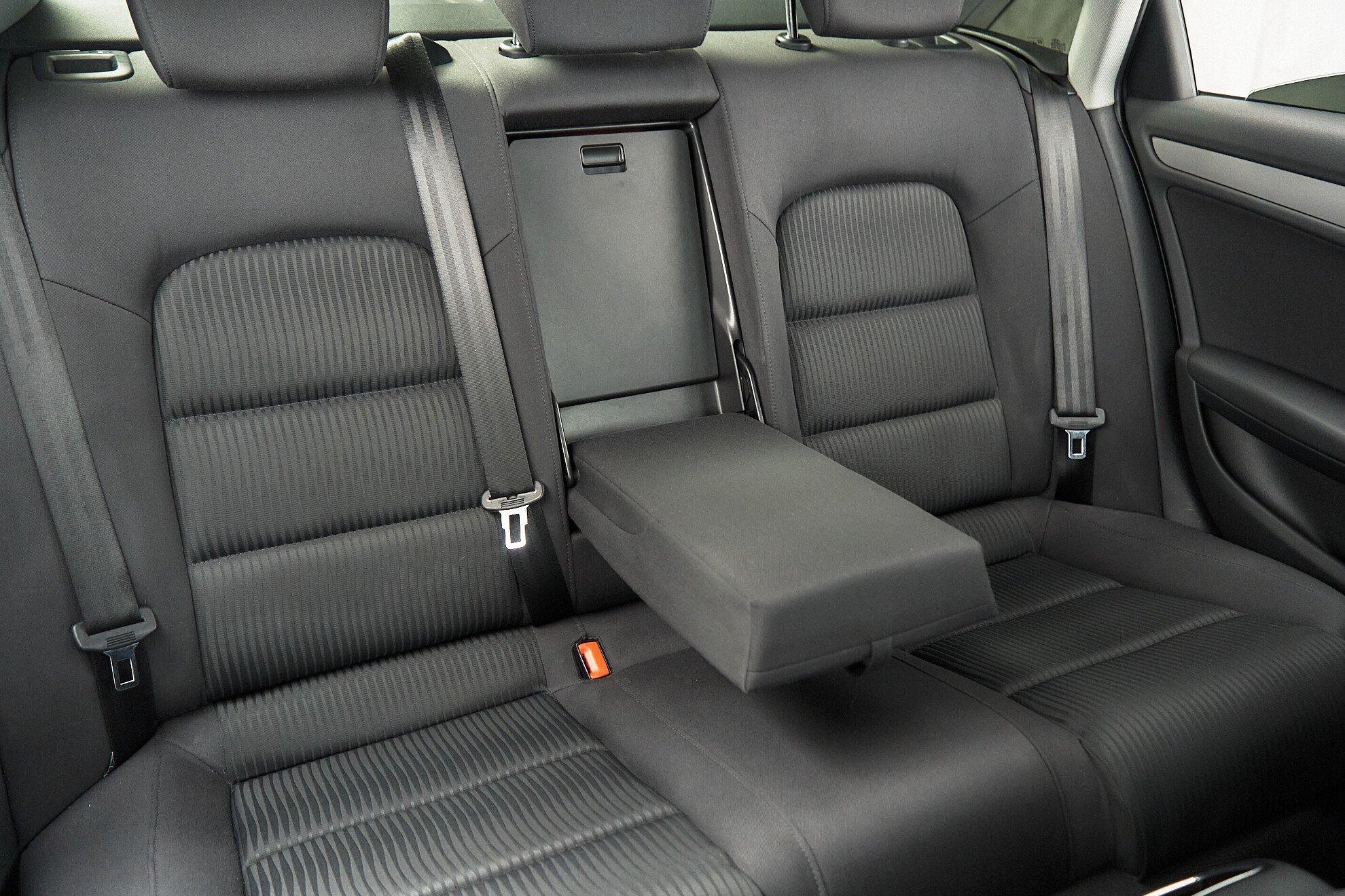 Audi A4 2013, белый