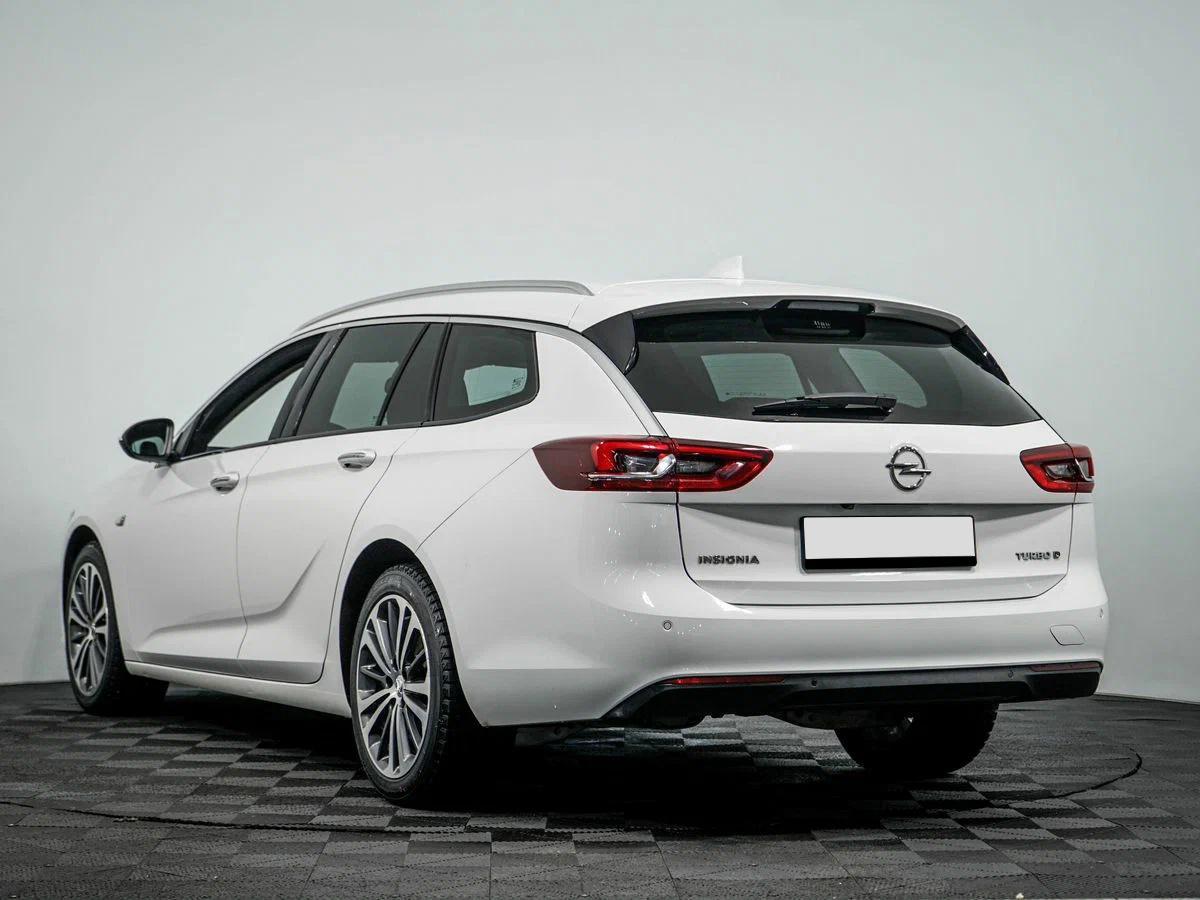 Opel Insignia 2019, белый