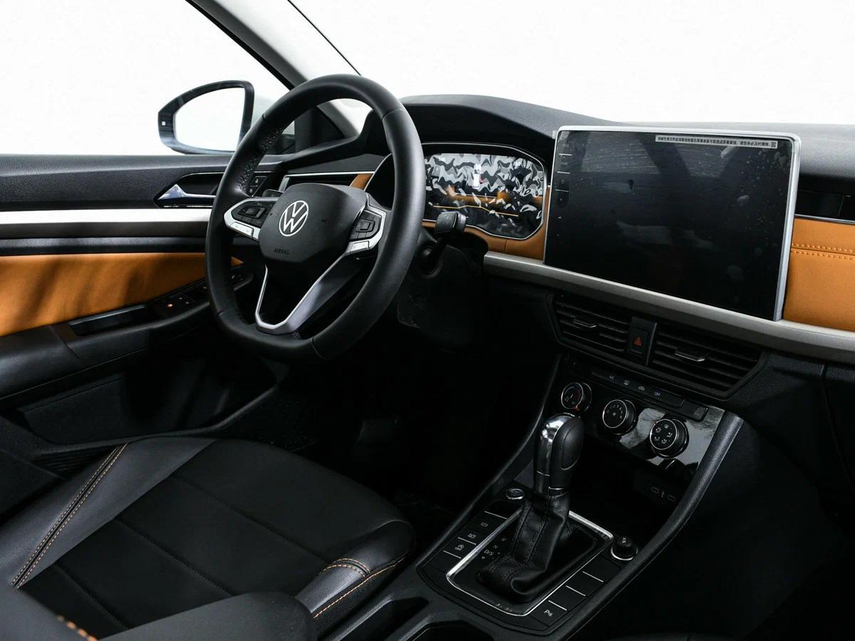 Volkswagen Bora 2023, белый