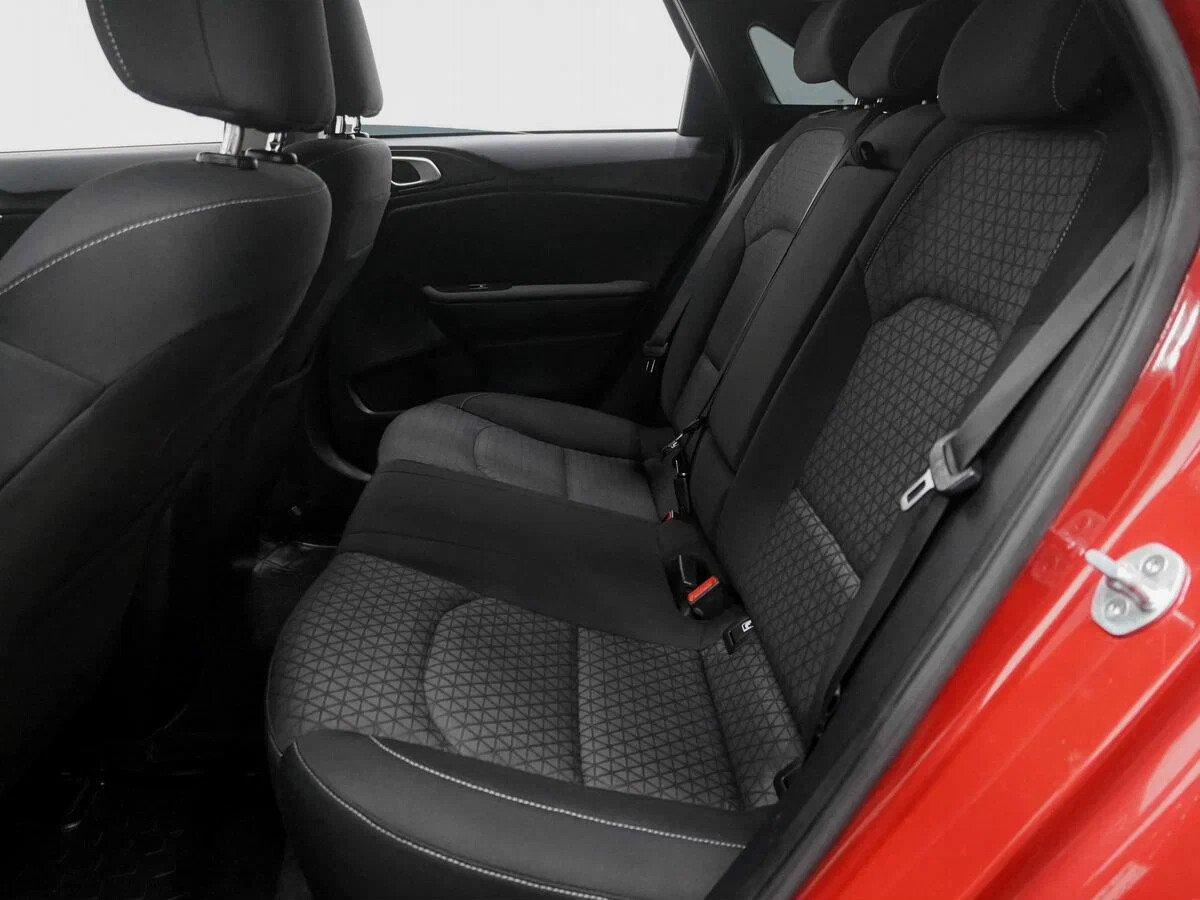 Kia Ceed 2018, красный